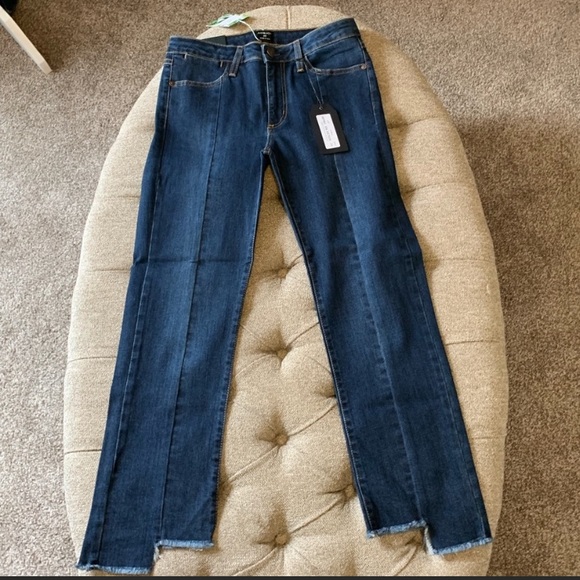 jagged edge jeans